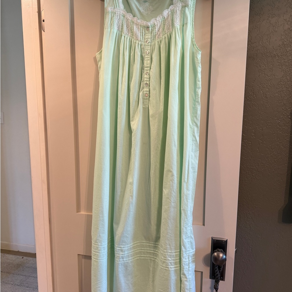Eileen West Light Green Chemise